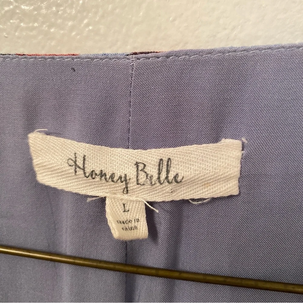 Honey Belle‎